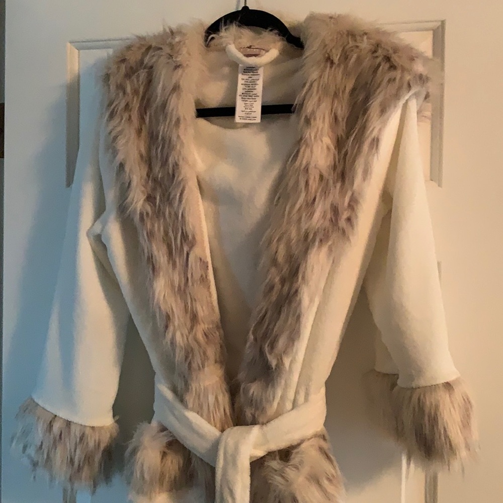 PB Teen Fur Detail Robe
